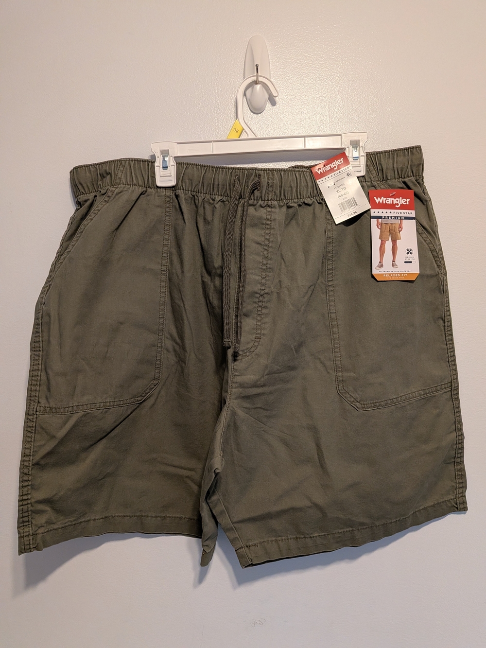 Wrangler Men's Olive Green Drawstring Utility Shorts